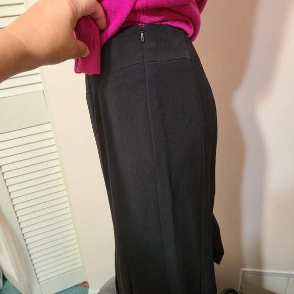 Black midi skirt with semi pocket pleats 4 - Picture 4 of 6